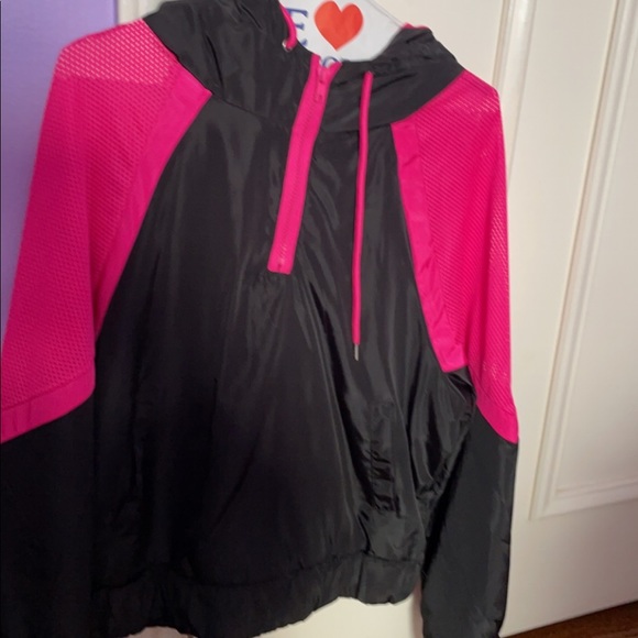 Pink and black windbreaker brand new never worn - Picture 1 of 7